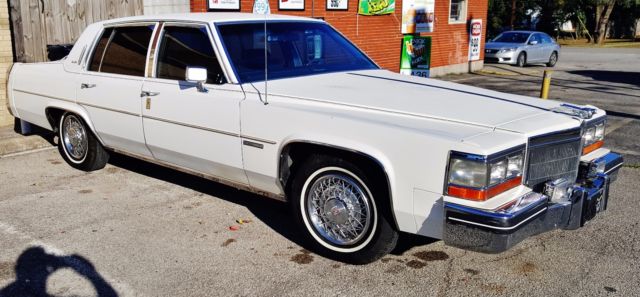 1982 Cadillac DeVille Sedan Deville - photo 13