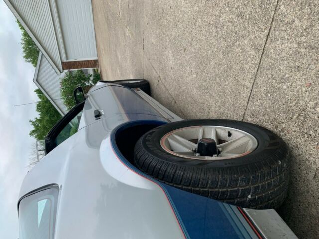 1982 Chevrolet Camaro Z28 Pace Car - photo 12