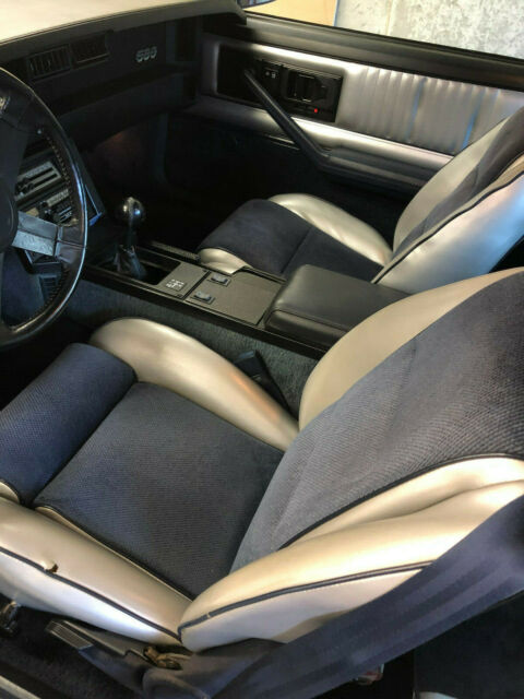 1982 Chevrolet Camaro Z28 Pace Car - photo 11