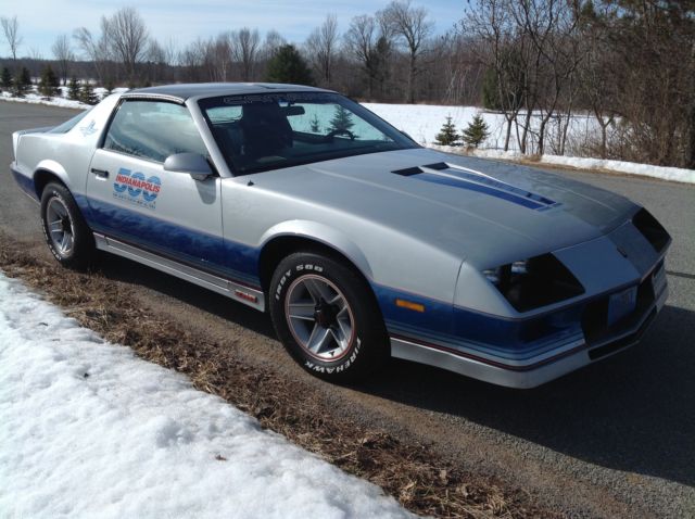 1982 Chevrolet Camaro Indy 500 Pace Car - photo 9