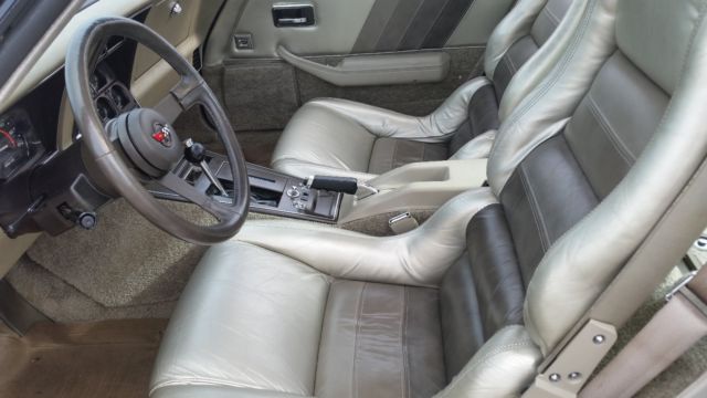 1982 Chevrolet Corvette - photo 6