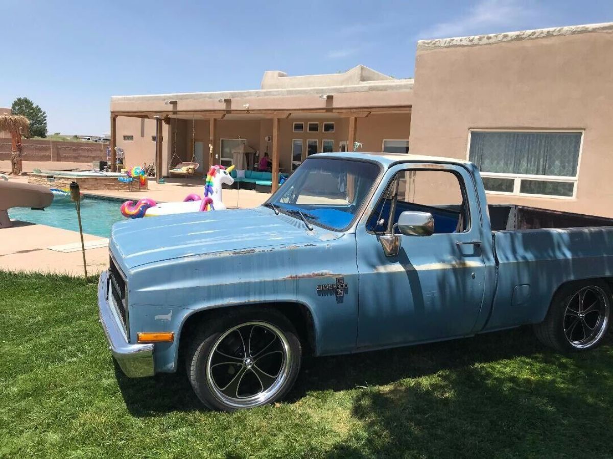 1982 Chevrolet C-10 - photo 4