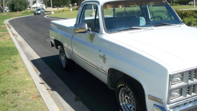1982 Chevrolet C-10 - photo 6