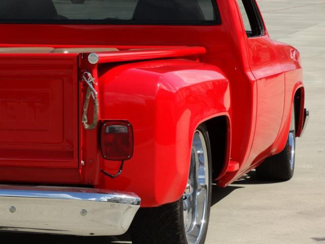 1982 Chevrolet C-10 - photo 3