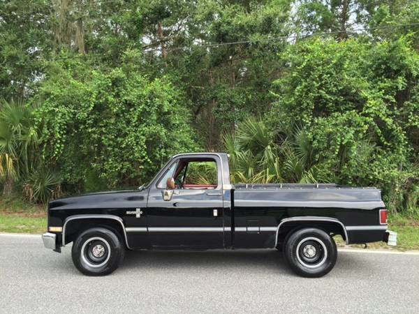 1982 Chevrolet C-10 Silverado - photo 3
