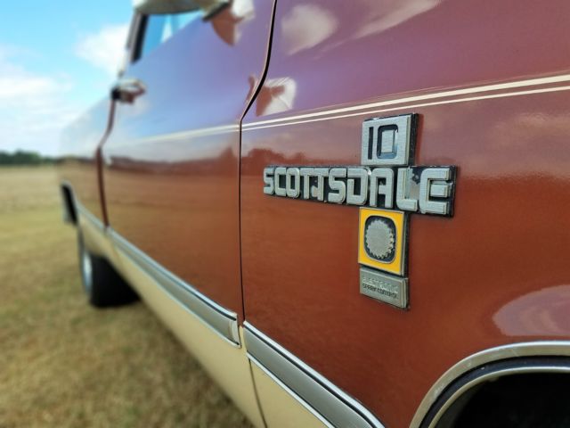 1982 Chevrolet C-10 Scottsdale - photo 11