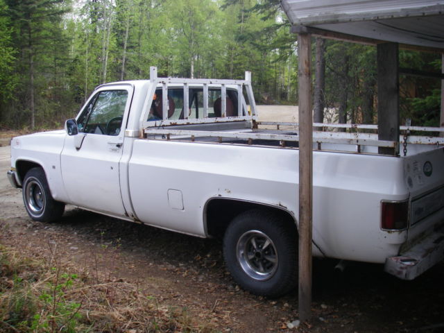 1982 Chevrolet C10 Silverado Standard Cab Pickup 2-Door 6.2L 1982 Chevrolet C-10 Silverado Standard Cab Pickup 2-Door