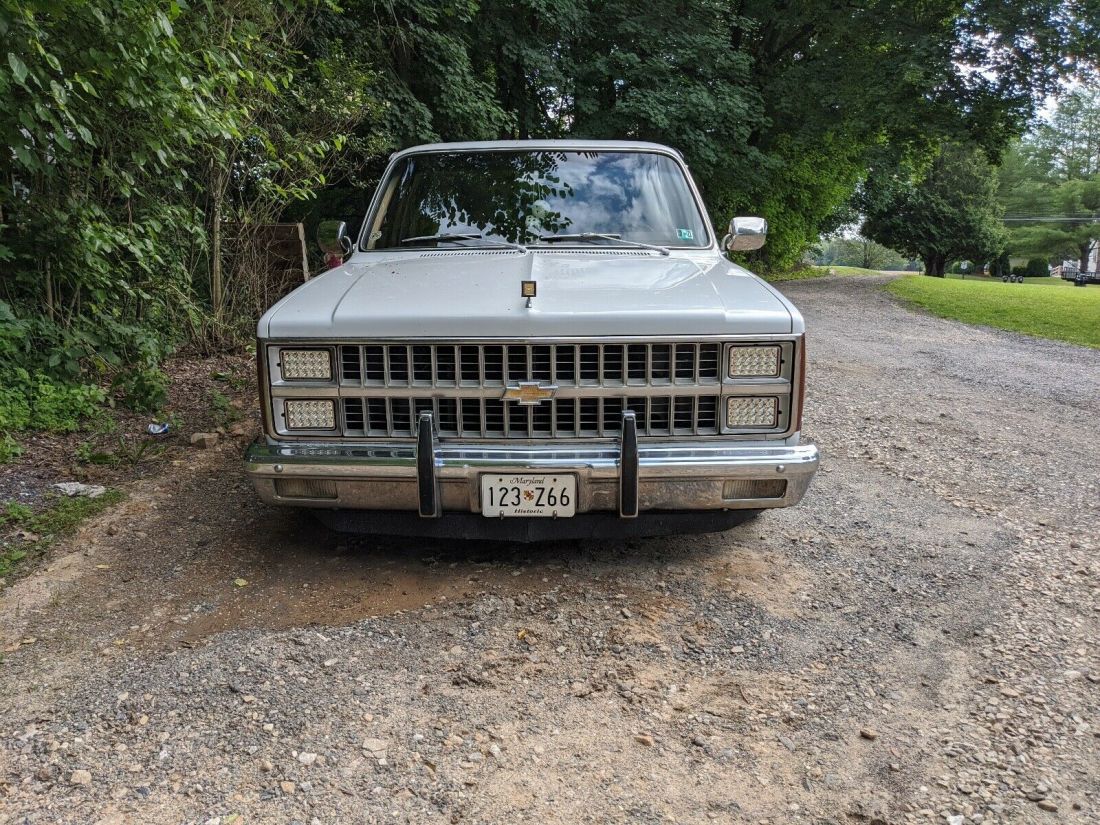 1982 Chevrolet C10 Suburban C10 - photo 9