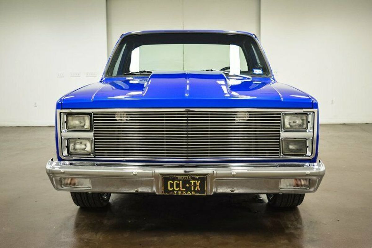 1982 Chevrolet C-10 SWB - photo 2