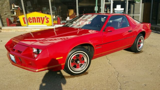 1982 Chevrolet Camaro - photo 2
