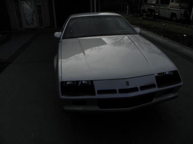 1982 Chevrolet Camaro berlinetta - photo 4