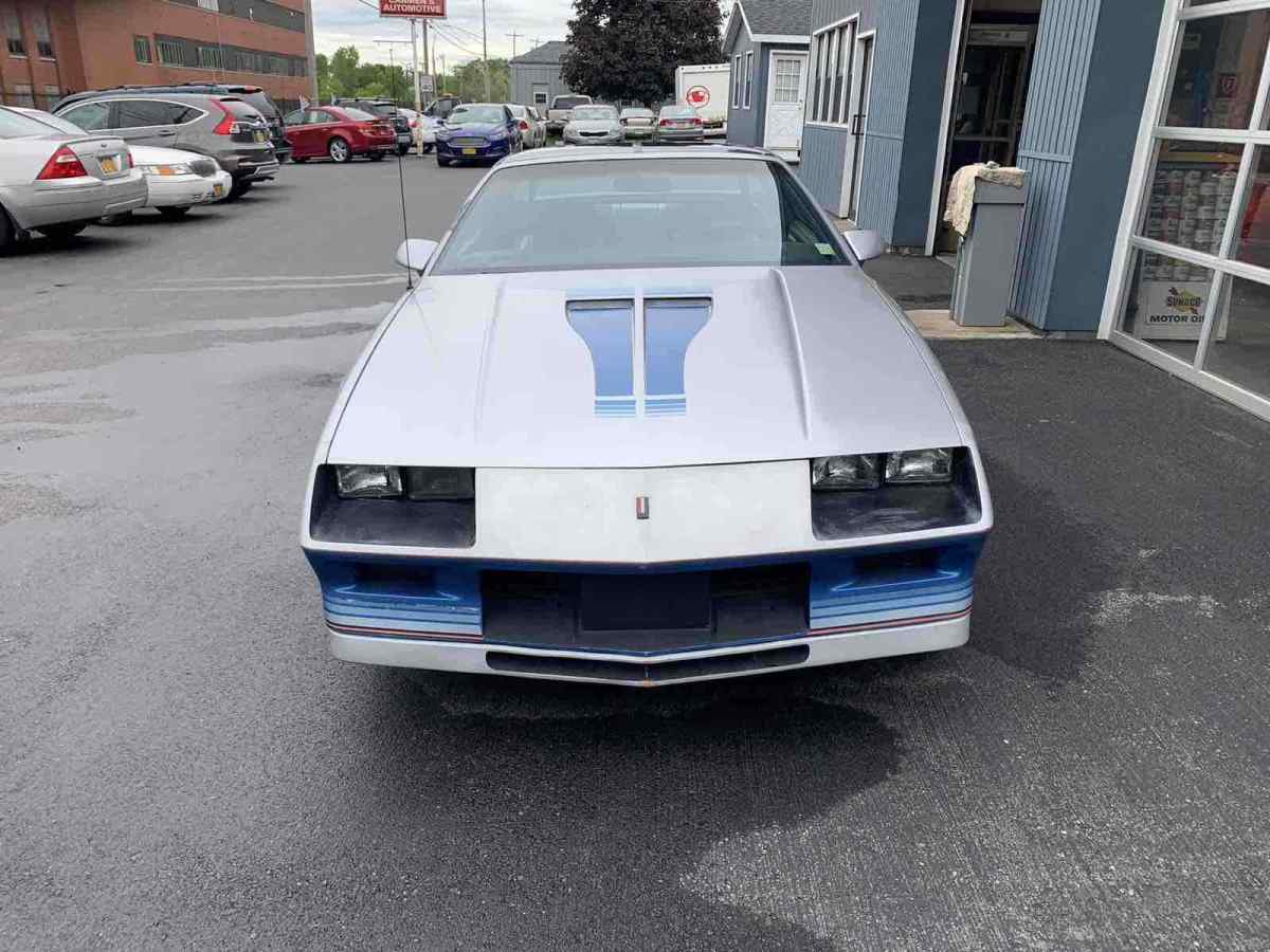 1982 Chevrolet Camaro - photo 3