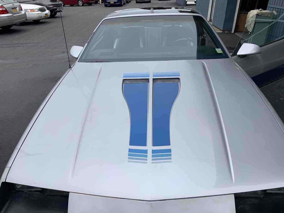 1982 Chevrolet Camaro - photo 7