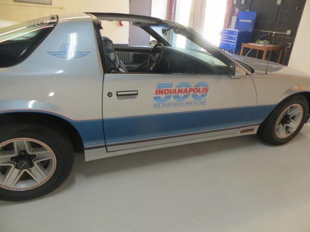 1982 Chevrolet Camaro Indy 500 Pace Car Edition Z28 - photo 7