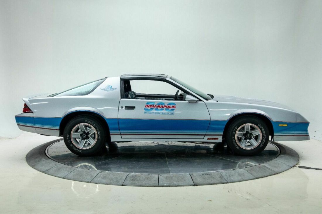 1982 Chevrolet Camaro Z28 2dr Hatchback - photo 2