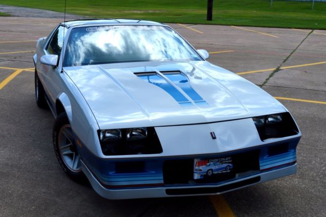 1982 Chevrolet Camaro Z28 2dr Hatchback - photo 10