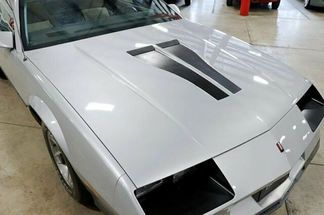 1982 Chevrolet Camaro -- - photo 9