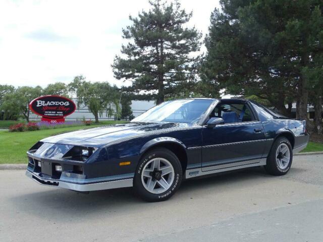 1982 Chevrolet Camaro Z28 - photo 2