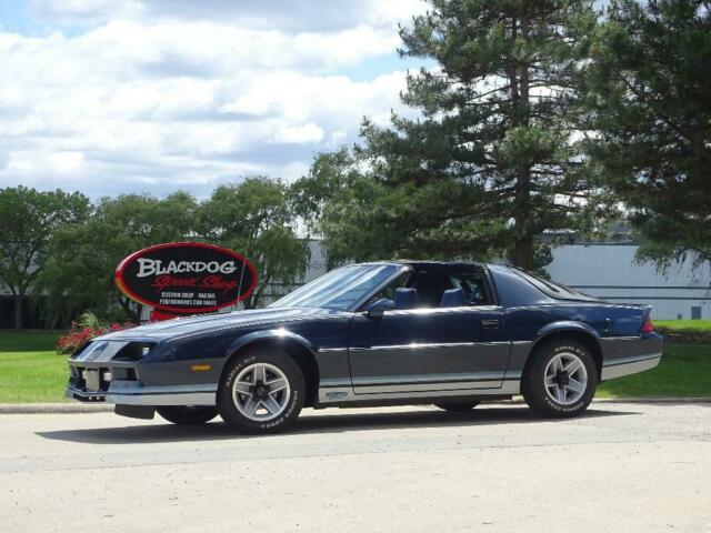 1982 Chevrolet Camaro Z28 - photo 3
