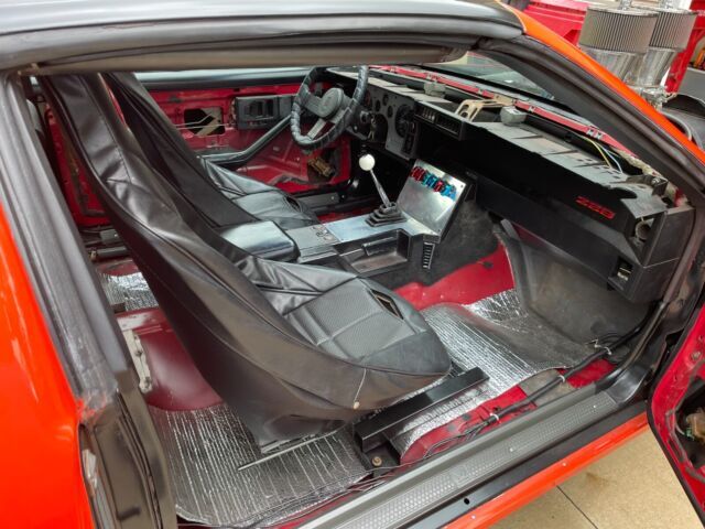 1982 Chevrolet Camaro - photo 4