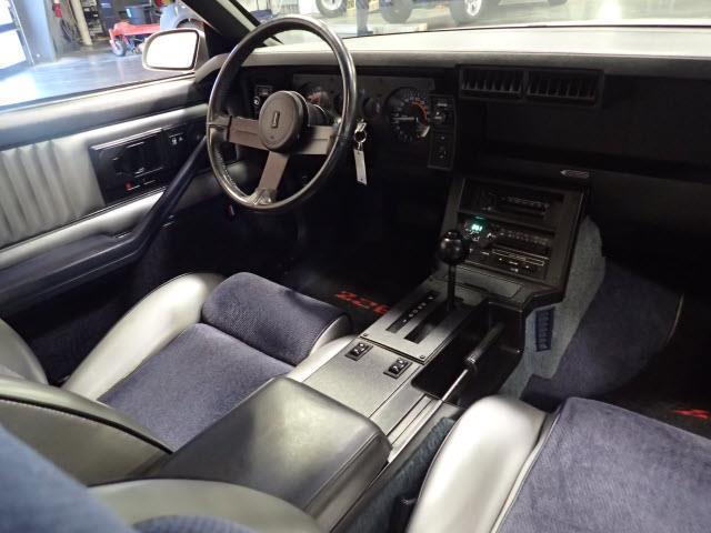 1982 Chevrolet Camaro INDIANAPOLIS MOTOR SPEEDWAY OFFICIAL PACE CAR - photo 8