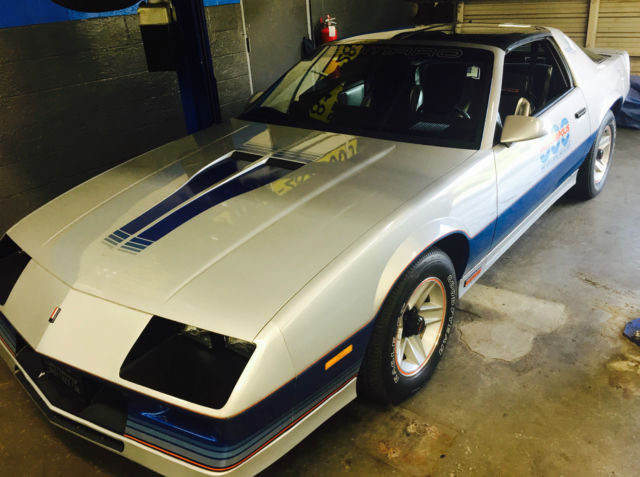 1982 CHEVROLET CAMARO Z28 INDY PACE CAR 305 AUTOMATIC 1169 ORIGINAL MILES 1982 Chevrolet Camaro