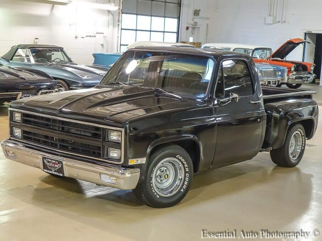 1982 Chevrolet C-10 - photo 4