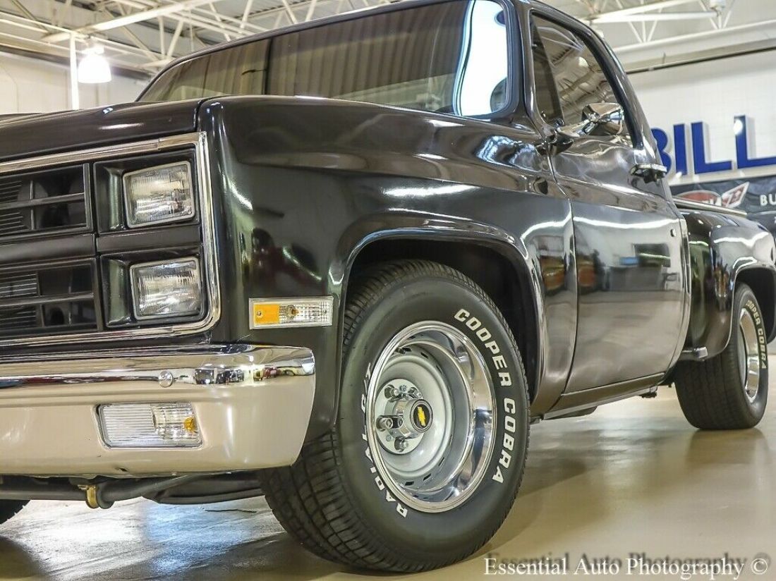 1982 Chevrolet C-10 - photo 5