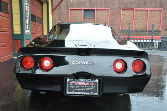 1982 Chevrolet Corvette 1 owner 4k org miles org docs stunning Corvette - photo 5