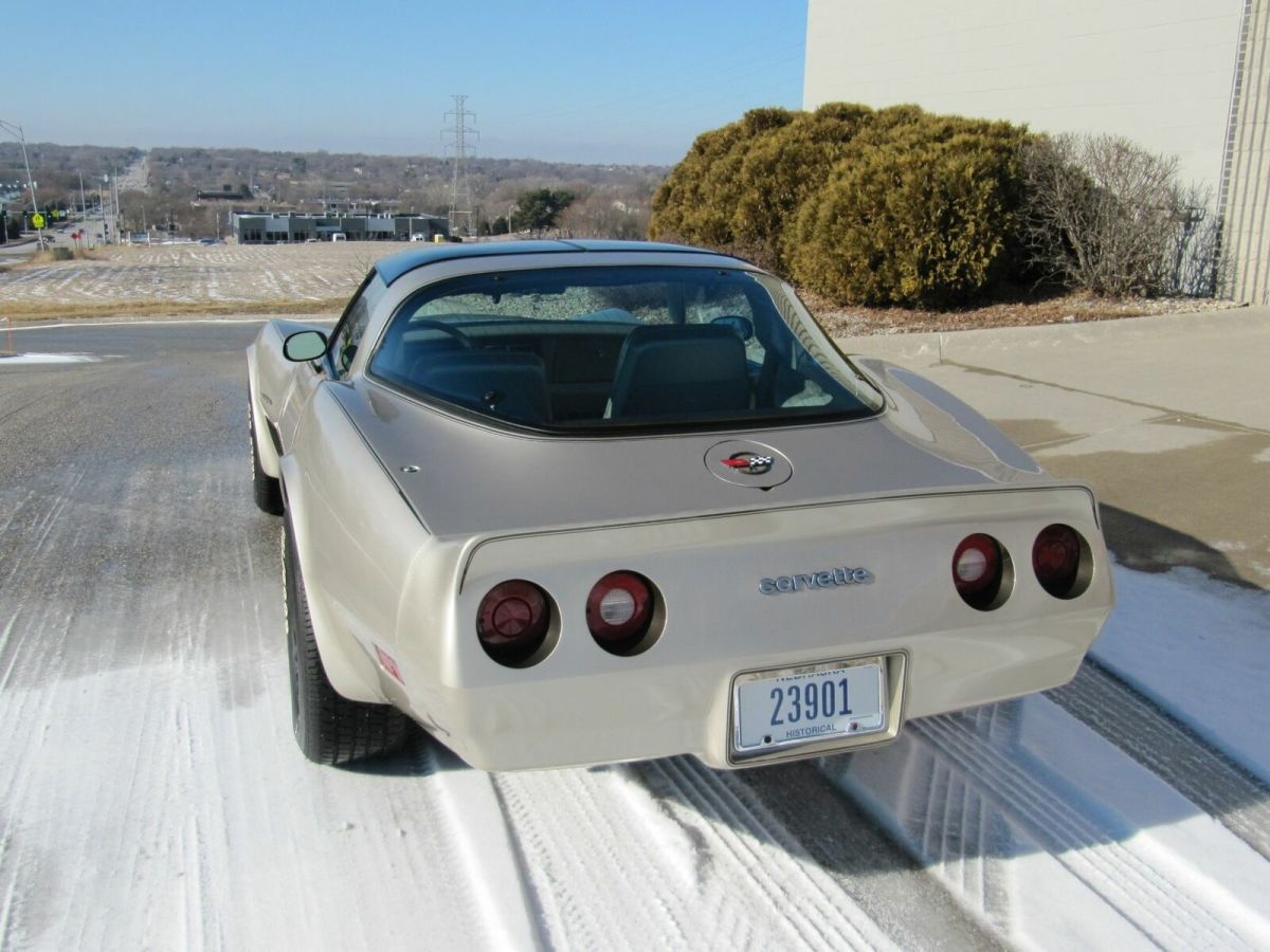 1982 Chevrolet Corvette - photo 4