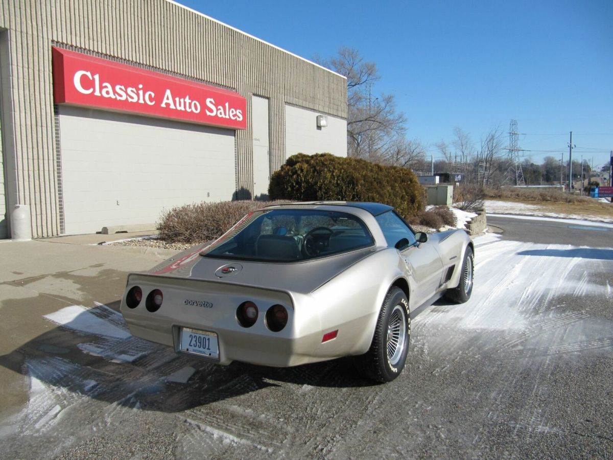 1982 Chevrolet Corvette - photo 7