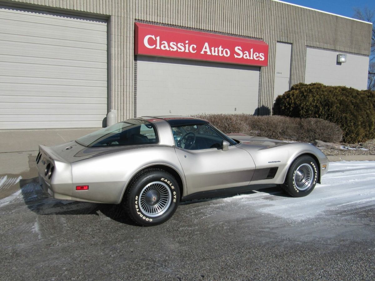 1982 Chevrolet Corvette - photo 8