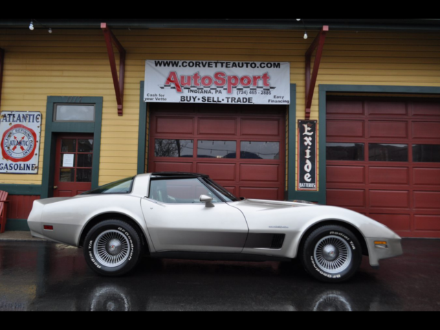 1982 Chevrolet Corvette 1982 Collector Edition 5023 Org Miles!! 5023 Miles Silve 1982 Chevrolet Corvette 1982 Collector Edition 5023 Org Miles!!