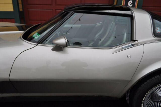 1982 Chevrolet Corvette 1982 Collector's Edition Org 5k Miles! Documented! - photo 12