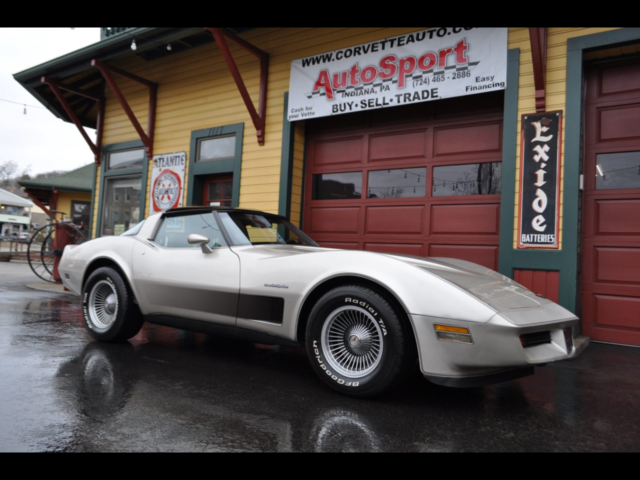 1982 Chevrolet Corvette 1982 Collector's Edition Org 5k Miles! Documented! - photo 3