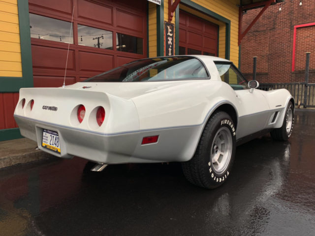 1982 Chevrolet Corvette 1982 Rare Color Combo 33k Org Miles Org Window Sti - photo 3