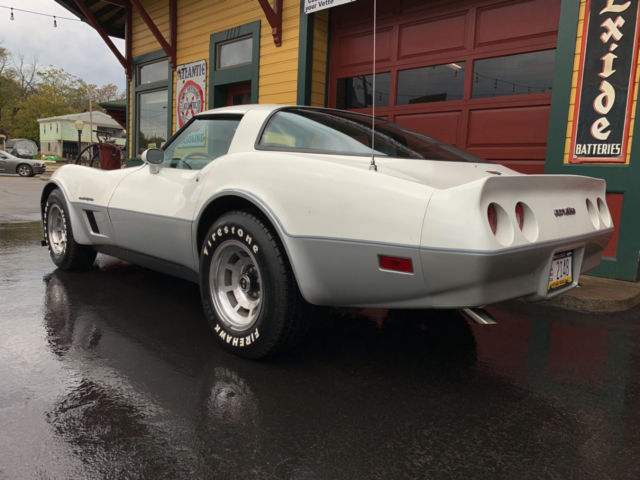 1982 Chevrolet Corvette 1982 Rare Color Combo 33k Org Miles Org Window Sti - photo 9