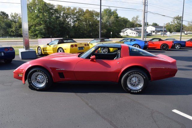 1982 Chevrolet Corvette -- - photo 2