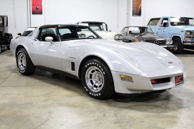 1982 Chevrolet Corvette -- - photo 8