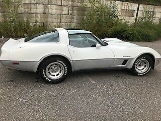 1982 Chevrolet Corvette - photo 7
