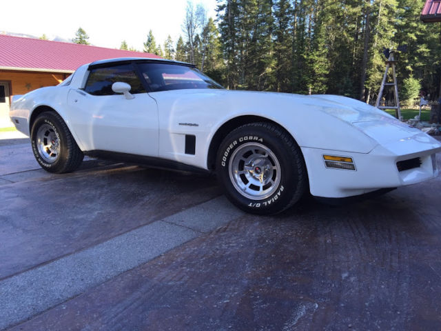 1982 Chevrolet Corvette - photo 2
