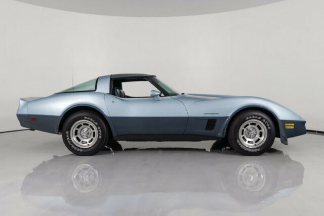 1982 Chevrolet Corvette 69k Original Miles - photo 10