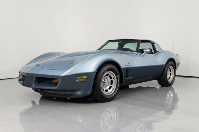 1982 Chevrolet Corvette 69k Original Miles - photo 3
