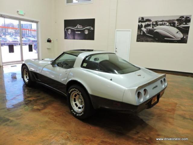 1982 Chevrolet Corvette COUPE - photo 5