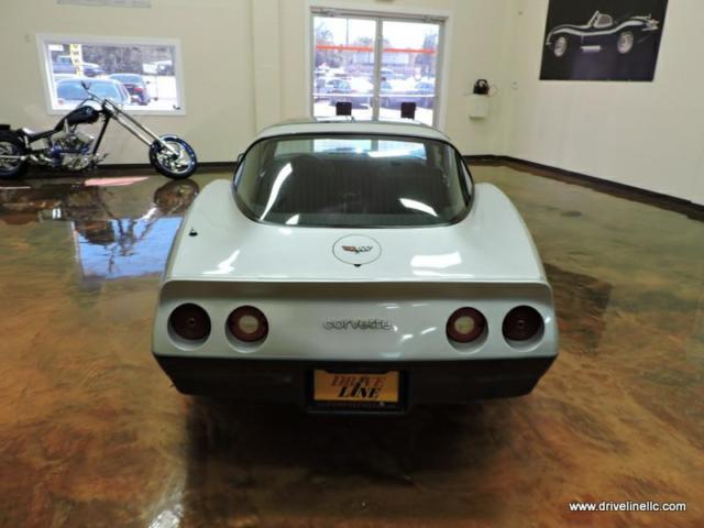 1982 Chevrolet Corvette COUPE - photo 6