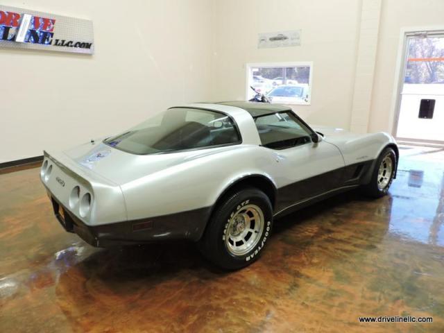 1982 Chevrolet Corvette COUPE - photo 7