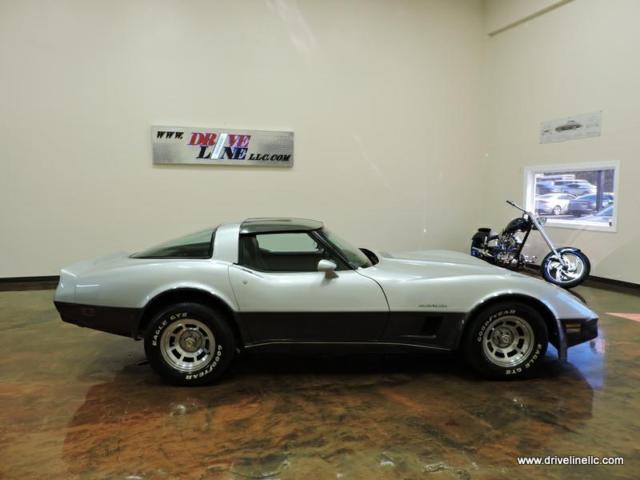 1982 Chevrolet Corvette COUPE - photo 8