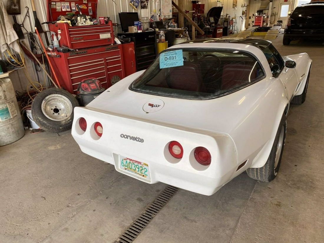 1982 Chevrolet Corvette - photo 4