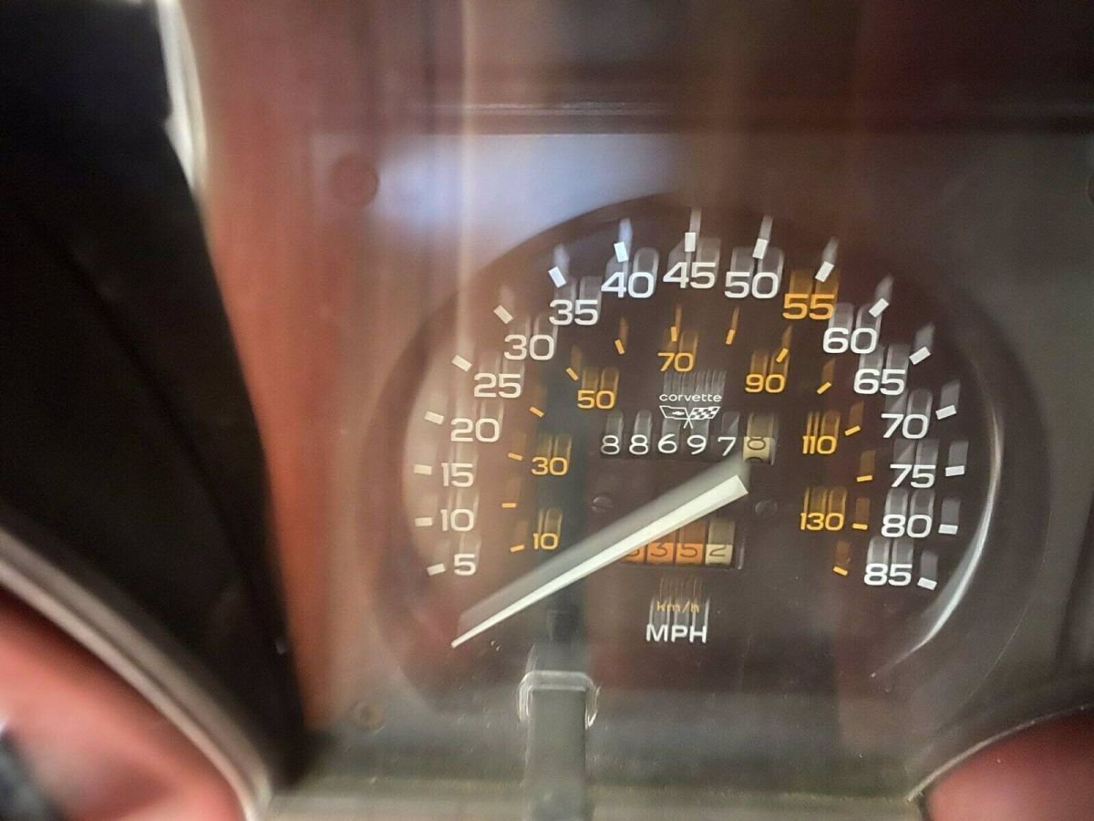 1982 Chevrolet Corvette - photo 10