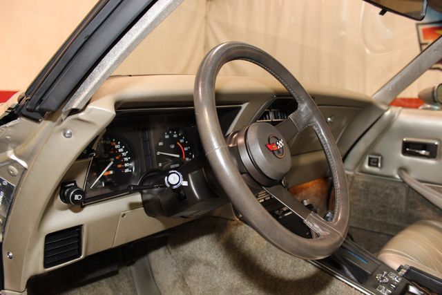 1982 Chevrolet Corvette -- - photo 9